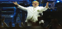 Elton John se despide con amor y paz de los escenarios en México