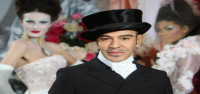 El Museo Metropolitano de Arte cancela la exposición prevista para la Met Gala sobre el diseñador de moda John Galliano.