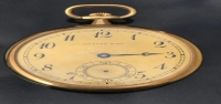 Un reloj de bolsillo de oro regalado al capitán que rescató a los supervivientes del Titanic se vende por un precio récord