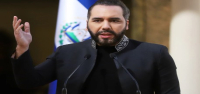 Bukele, de El Salvador, da a conocer un plan para liberar hasta el 50% de los detenidos bajo el estado de emergencia.