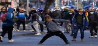 AP Explica: protestas sociales cercan al presidente boliviano Rodrigo Paz