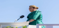 El gobernador de Puerto Rico promete aliviar la escasez de electricidad y agua.