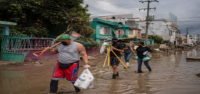 Deslizamientos de tierra e inundaciones incomunican a 300 comunidades en México y dejan decenas de muertos y desaparecidos