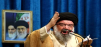 Líder religioso de Irán y fieles piden la ejecución de manifestantes, una línea roja para Trump