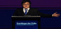 La argentina Milei intensifica la disputa por las Malvinas, aprovechando los comentarios de Trump y las tensiones petroleras.