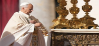 El Papa da a Venezuela motivos para celebrar al canonizar a su amado 'médico de los pobres' como primer santo