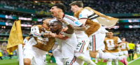 México vence a la República Checa por 3-0 y gana sus 3 partidos de la fase de grupos del Mundial por primera vez.