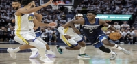 Los Timberwolves vencieron a los Warriors sin Curry por 117-93 en el segundo partido para empatar la serie.