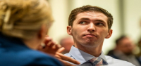 Los abogados del acusado cuestionan las pruebas de ADN del asesinato de Charlie Kirk.