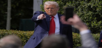 Jueza esperará para pronunciarse sobre un recurso para bloquear la orden de Trump sobre elecciones
