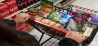 La administración Trump publica un aviso de que no se entregará ayuda alimentaria federal el 1 de noviembre.