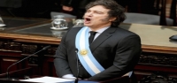 Milei promete austeridad en su presupuesto para 2025 y plantea un duelo en el Congreso argentino