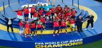 Manteniéndose fiel a su identidad táctica y talento colectivo, España reina suprema en la cima del fútbol mundial.