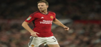 El defensa del Manchester United, Jonny Evans, anuncia su retiro y su nuevo rol en el club de la Premier League.