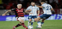 El gol tardío de Carrascal eleva a Flamengo sobre Racing Club en semifinales de la Copa Libertadores