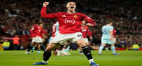 El Manchester United, con una actuación impecable, vence al Brentford y se distancia en el tercer puesto.