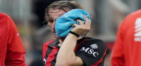 El centrocampista del AC Milan y de la selección croata, Modric, se fractura el pómulo y lucha por estar listo para el Mundial.