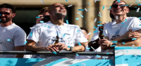 Michael Jordan rinde homenaje a Pep Guardiola en la despedida final del entrenador del Manchester City.