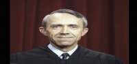 El ex juez de la Corte Suprema David Souter, un republicano que se convirtió en un favorito liberal, muere a los 85 años